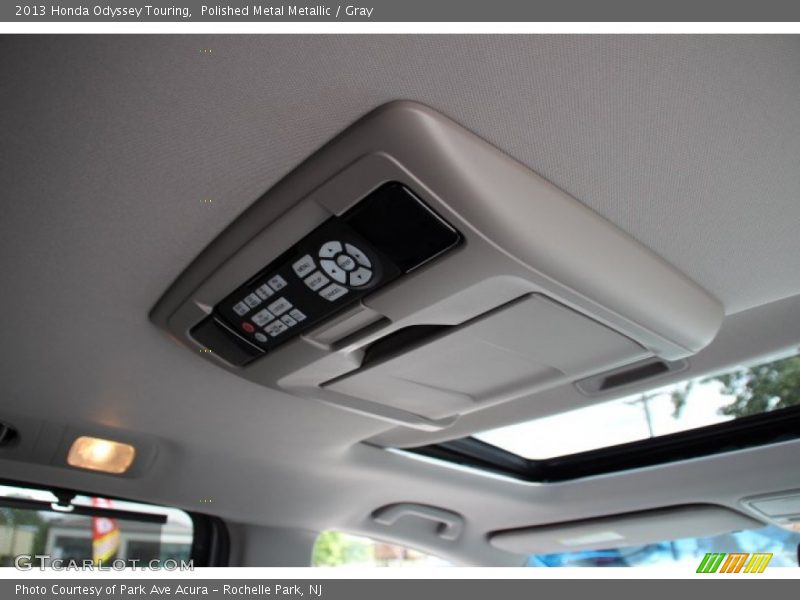 Polished Metal Metallic / Gray 2013 Honda Odyssey Touring