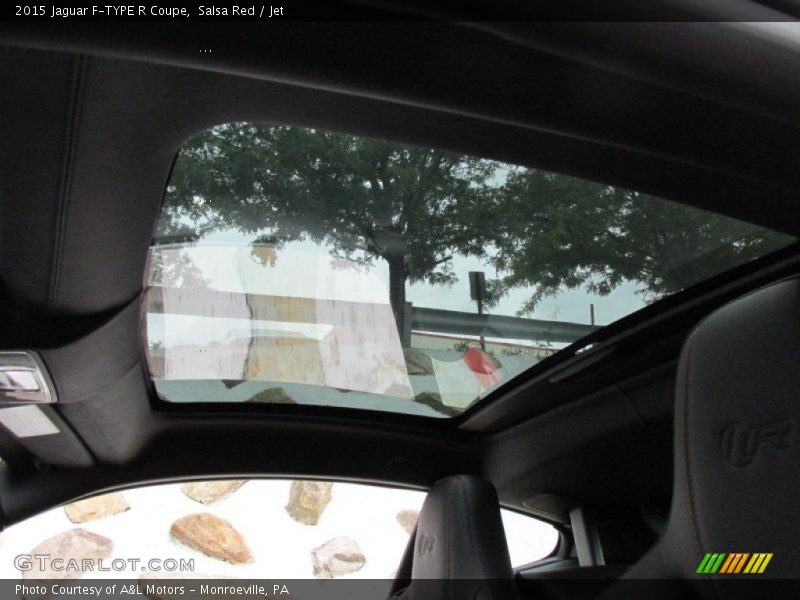 Sunroof of 2015 F-TYPE R Coupe