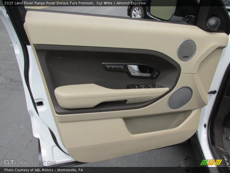 Door Panel of 2015 Range Rover Evoque Pure Premium