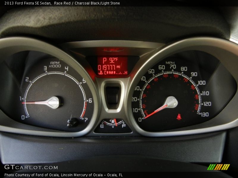 Race Red / Charcoal Black/Light Stone 2013 Ford Fiesta SE Sedan