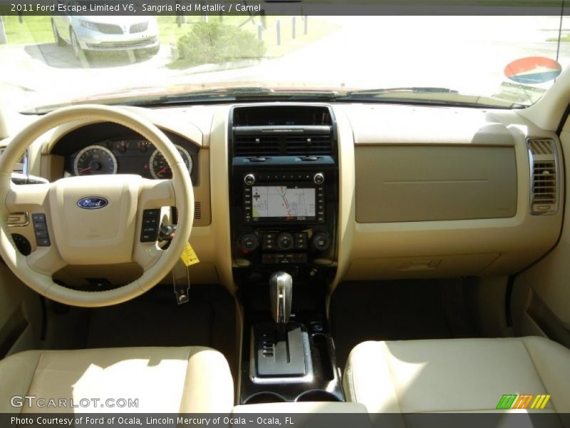 Dashboard of 2011 Escape Limited V6
