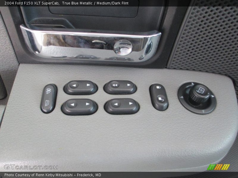 True Blue Metallic / Medium/Dark Flint 2004 Ford F150 XLT SuperCab