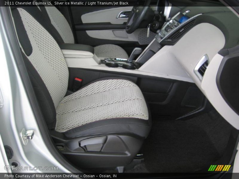 Silver Ice Metallic / Light Titanium/Jet Black 2011 Chevrolet Equinox LS
