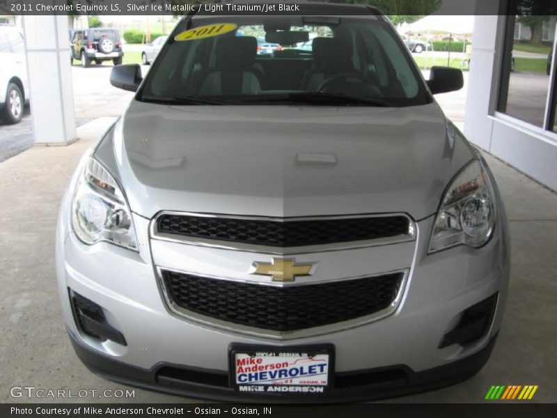 Silver Ice Metallic / Light Titanium/Jet Black 2011 Chevrolet Equinox LS