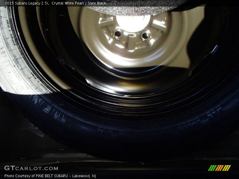 Crystal White Pearl / Slate Black 2015 Subaru Legacy 2.5i