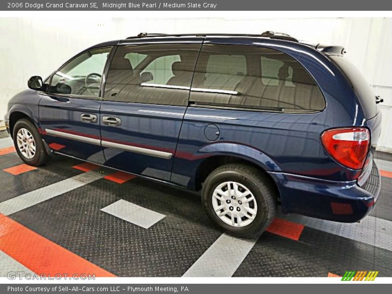 Midnight Blue Pearl / Medium Slate Gray 2006 Dodge Grand Caravan SE