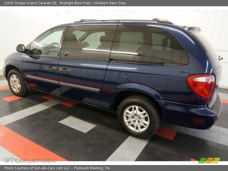 Midnight Blue Pearl / Medium Slate Gray 2006 Dodge Grand Caravan SE