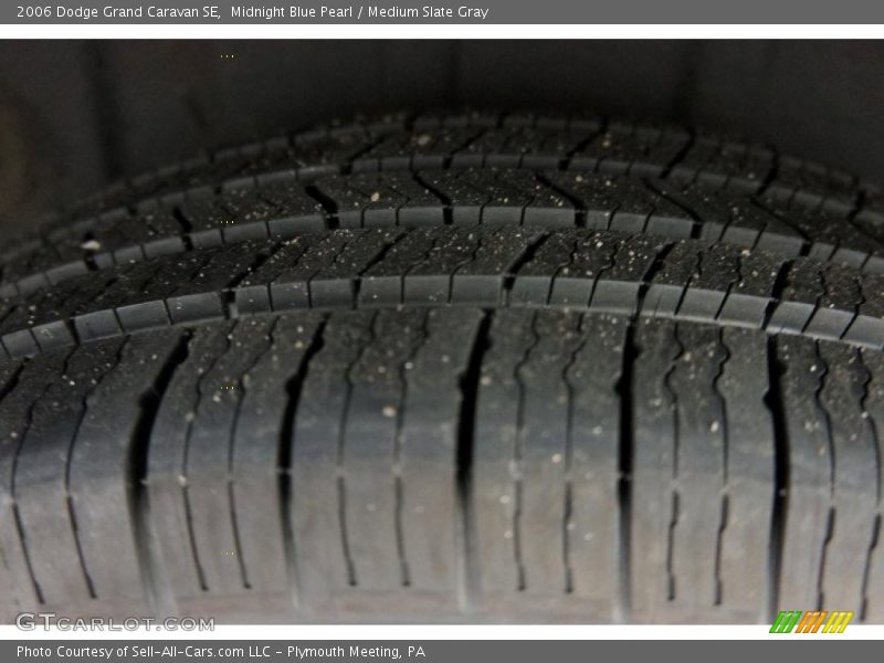 Midnight Blue Pearl / Medium Slate Gray 2006 Dodge Grand Caravan SE