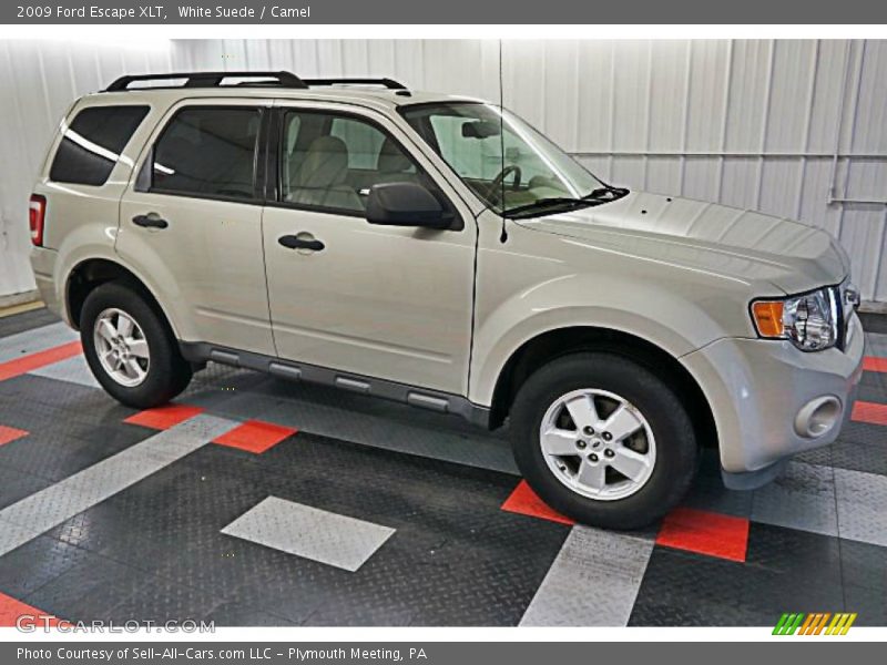 White Suede / Camel 2009 Ford Escape XLT