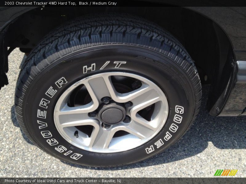 Black / Medium Gray 2003 Chevrolet Tracker 4WD Hard Top