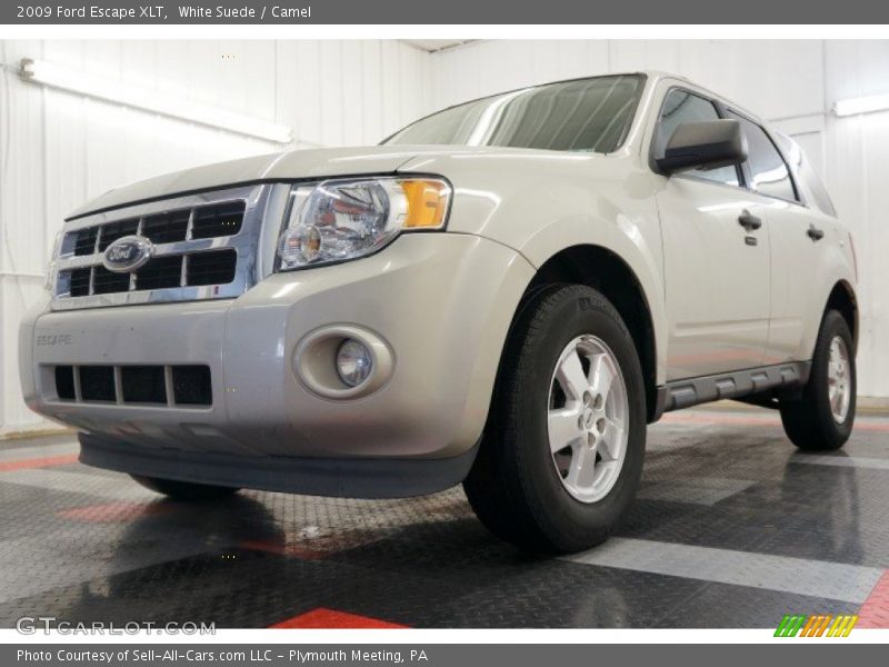 White Suede / Camel 2009 Ford Escape XLT