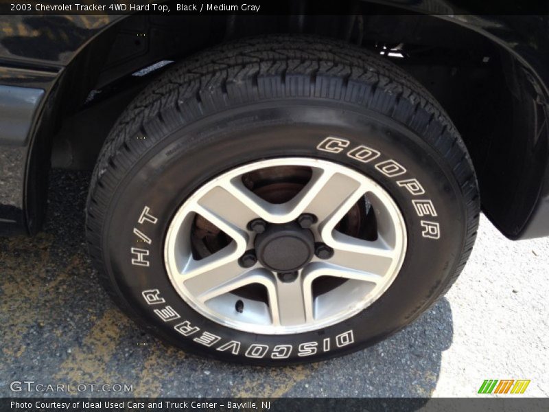 Black / Medium Gray 2003 Chevrolet Tracker 4WD Hard Top