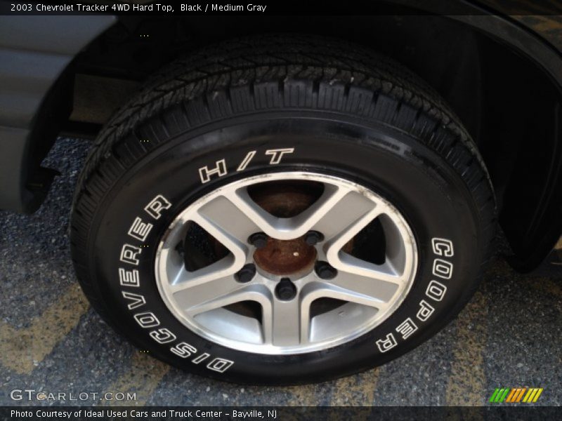 Black / Medium Gray 2003 Chevrolet Tracker 4WD Hard Top