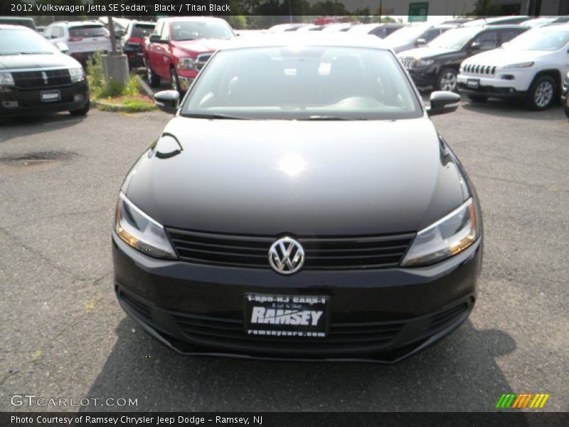 Black / Titan Black 2012 Volkswagen Jetta SE Sedan