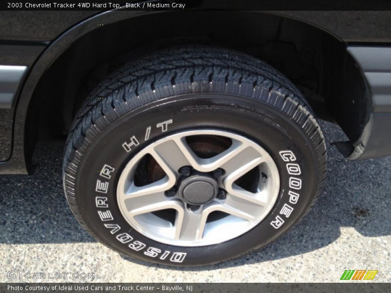 Black / Medium Gray 2003 Chevrolet Tracker 4WD Hard Top