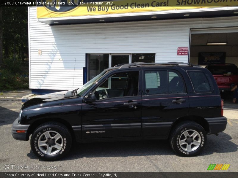 Black / Medium Gray 2003 Chevrolet Tracker 4WD Hard Top