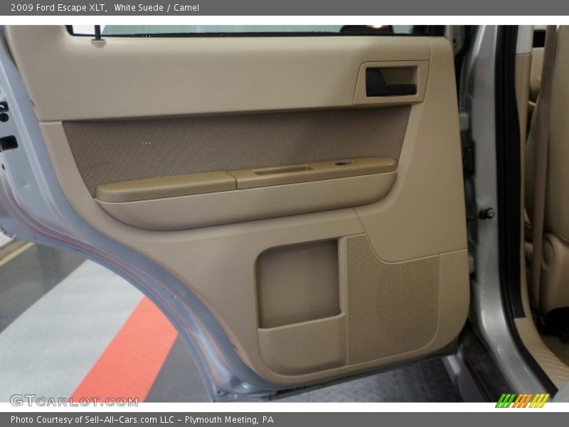 White Suede / Camel 2009 Ford Escape XLT