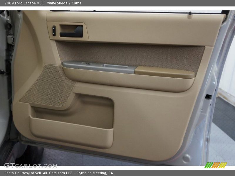 White Suede / Camel 2009 Ford Escape XLT