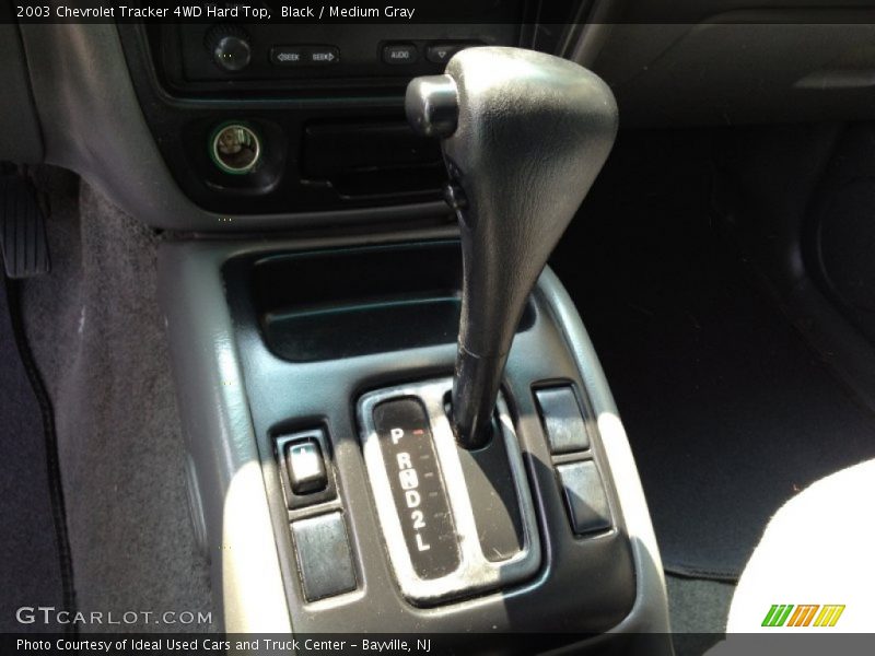 Black / Medium Gray 2003 Chevrolet Tracker 4WD Hard Top