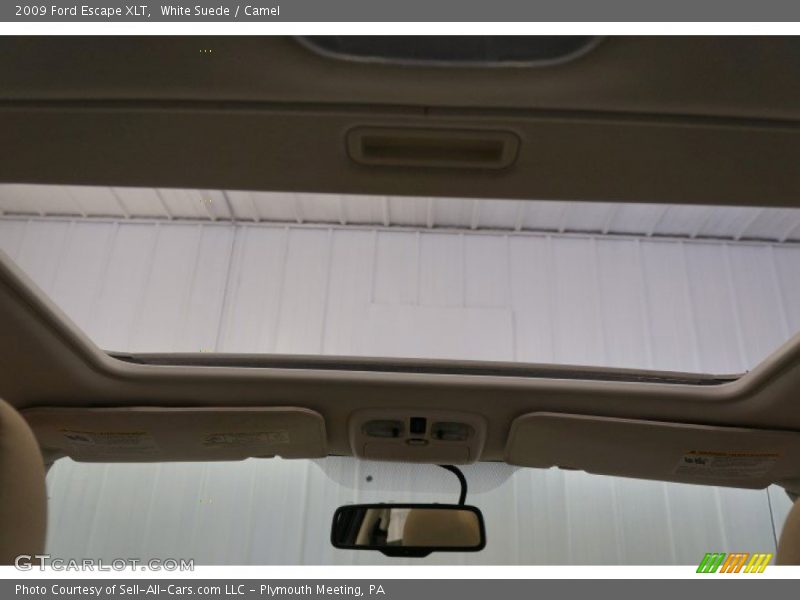 White Suede / Camel 2009 Ford Escape XLT