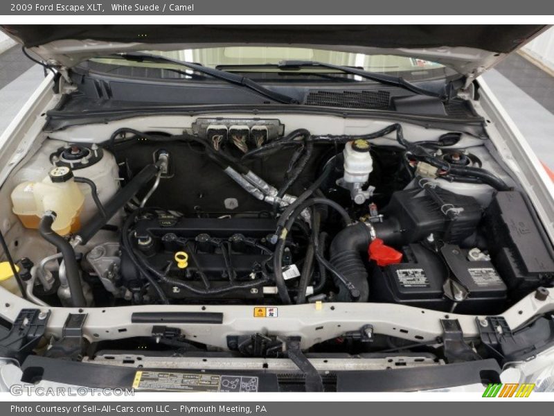 White Suede / Camel 2009 Ford Escape XLT