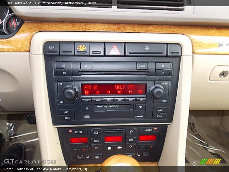 Controls of 2006 A4 2.0T quattro Sedan