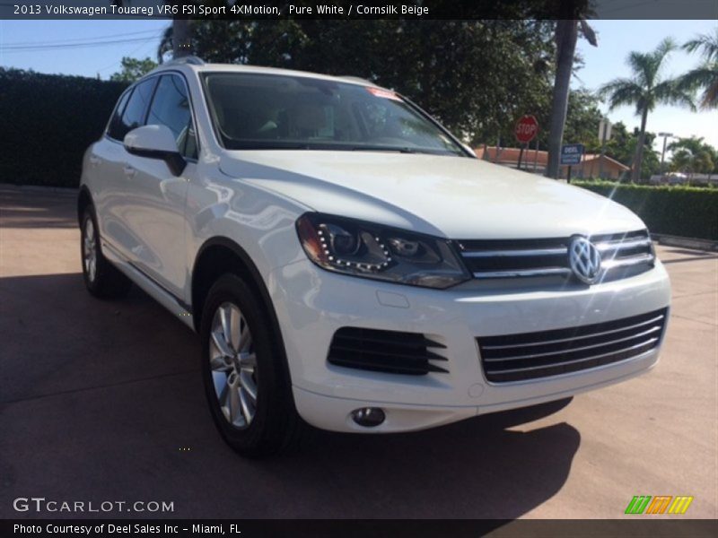 Pure White / Cornsilk Beige 2013 Volkswagen Touareg VR6 FSI Sport 4XMotion