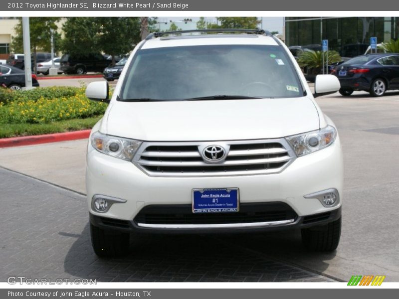 Blizzard White Pearl / Sand Beige 2012 Toyota Highlander SE
