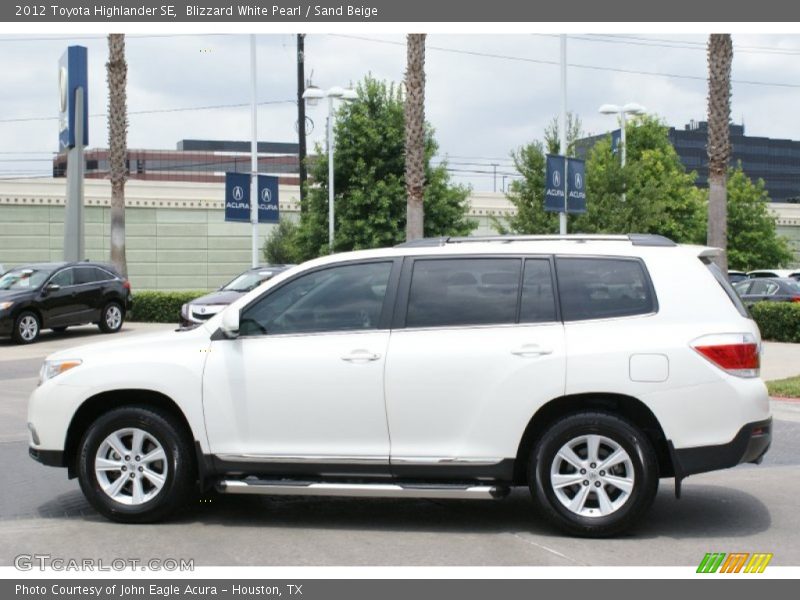 Blizzard White Pearl / Sand Beige 2012 Toyota Highlander SE