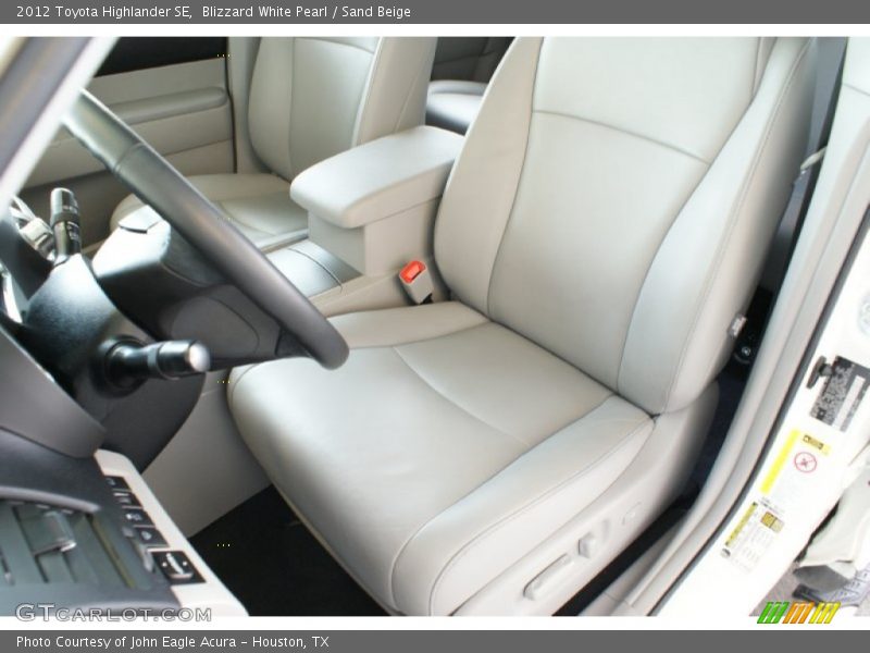 Blizzard White Pearl / Sand Beige 2012 Toyota Highlander SE