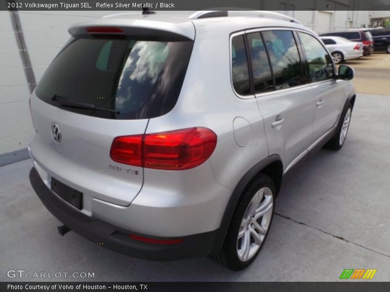 Reflex Silver Metallic / Black 2012 Volkswagen Tiguan SEL