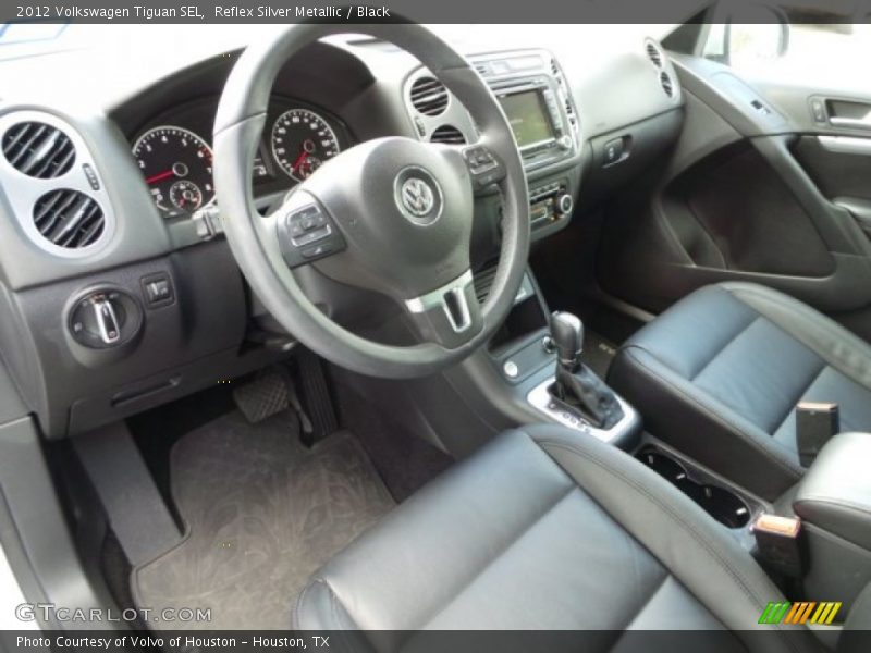 Reflex Silver Metallic / Black 2012 Volkswagen Tiguan SEL