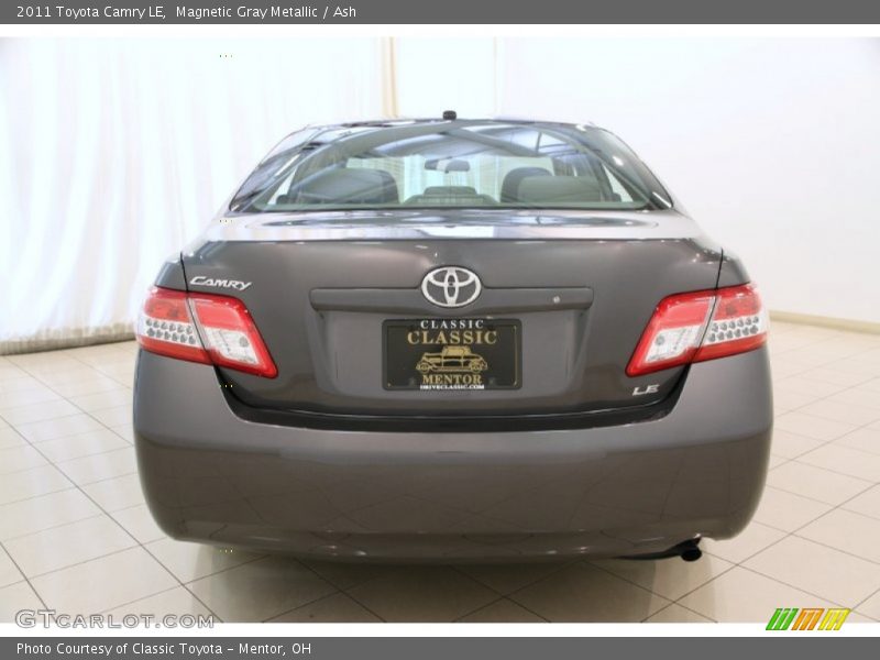 Magnetic Gray Metallic / Ash 2011 Toyota Camry LE