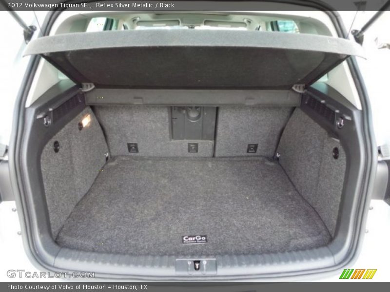 Reflex Silver Metallic / Black 2012 Volkswagen Tiguan SEL