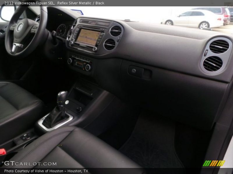 Reflex Silver Metallic / Black 2012 Volkswagen Tiguan SEL