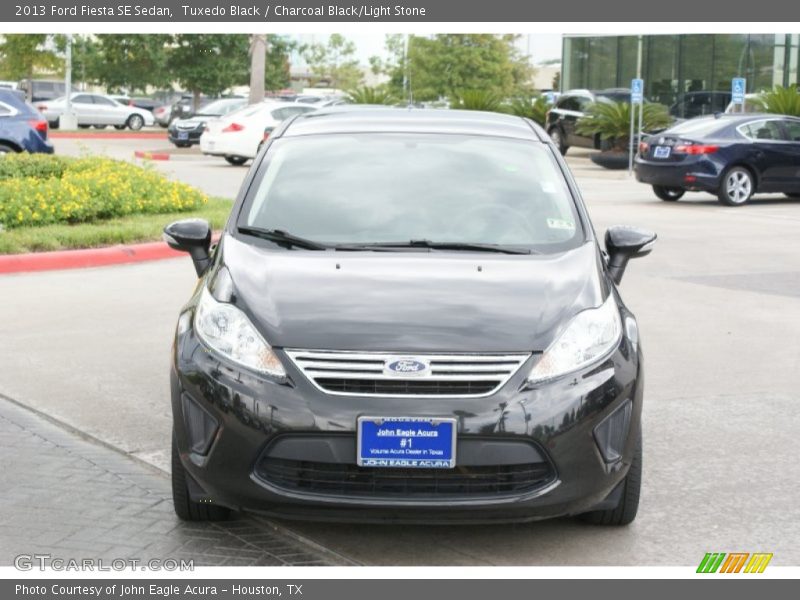 Tuxedo Black / Charcoal Black/Light Stone 2013 Ford Fiesta SE Sedan