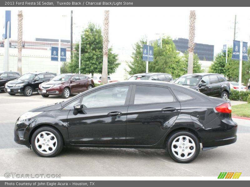 Tuxedo Black / Charcoal Black/Light Stone 2013 Ford Fiesta SE Sedan