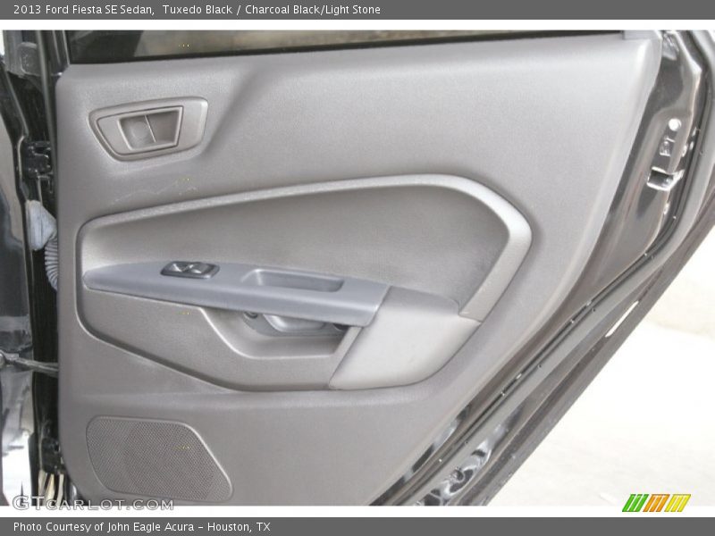 Tuxedo Black / Charcoal Black/Light Stone 2013 Ford Fiesta SE Sedan
