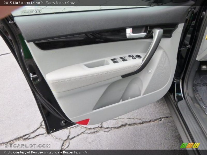Ebony Black / Gray 2015 Kia Sorento LX AWD
