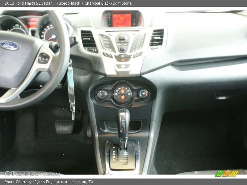 Tuxedo Black / Charcoal Black/Light Stone 2013 Ford Fiesta SE Sedan