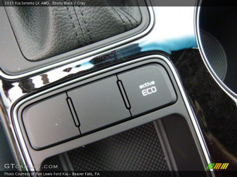 Ebony Black / Gray 2015 Kia Sorento LX AWD