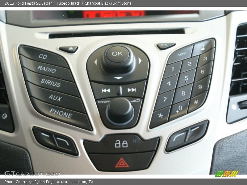 Tuxedo Black / Charcoal Black/Light Stone 2013 Ford Fiesta SE Sedan