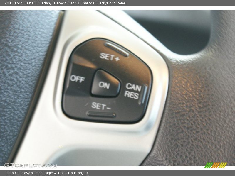 Tuxedo Black / Charcoal Black/Light Stone 2013 Ford Fiesta SE Sedan