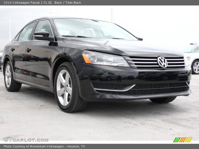 Black / Titan Black 2014 Volkswagen Passat 2.5L SE