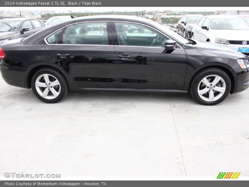 Black / Titan Black 2014 Volkswagen Passat 2.5L SE