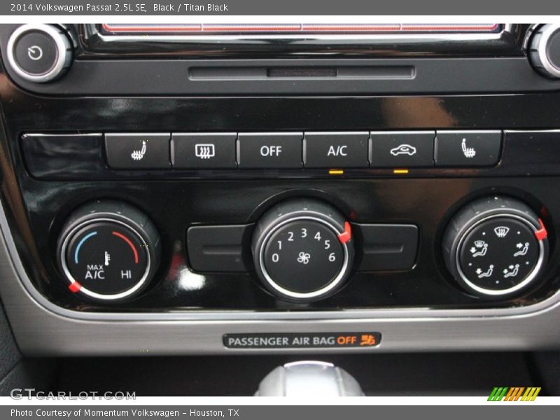 Black / Titan Black 2014 Volkswagen Passat 2.5L SE