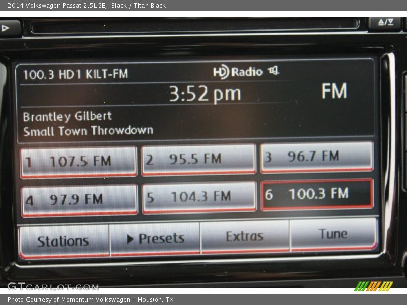 Black / Titan Black 2014 Volkswagen Passat 2.5L SE