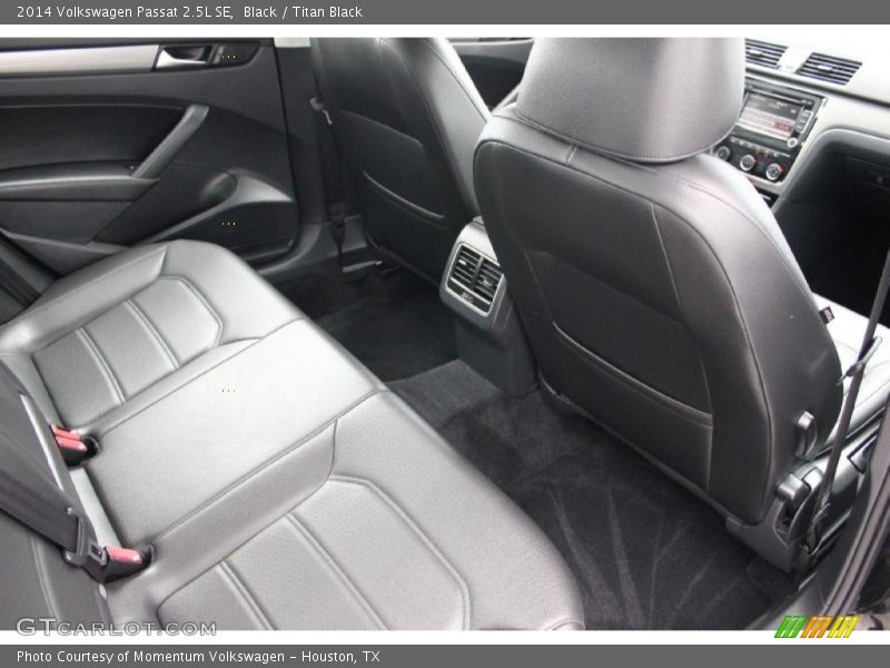 Black / Titan Black 2014 Volkswagen Passat 2.5L SE