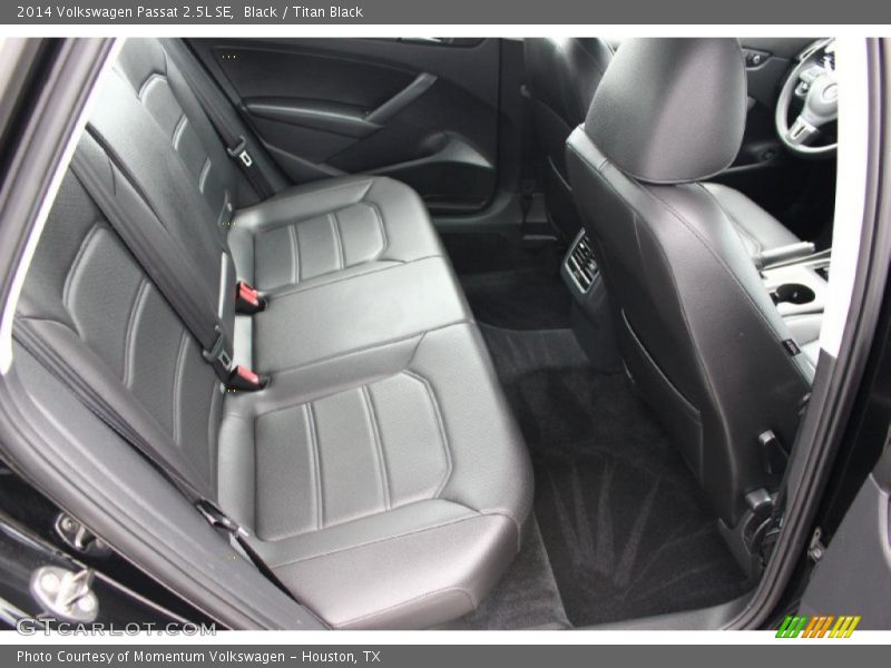 Black / Titan Black 2014 Volkswagen Passat 2.5L SE