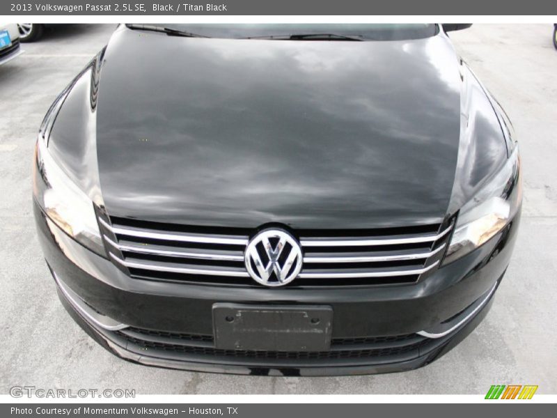 Black / Titan Black 2013 Volkswagen Passat 2.5L SE